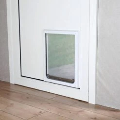 Trixie 2-Weg Hondenluik Wit - S-M 30 X 36 CM -Dieren Benodigdheden Winkel 1200x1198 12