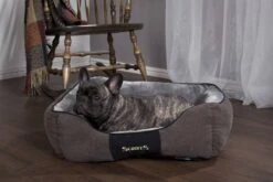 Hondenmand Zacht En Stevig, Anti-Slip En Wasbaar - Scruffs Chester Box Bed - In Grijs En Bruin In Maat S Tot XL - Kleur: Grijs, Maat: Large 30 Hondenmand Zacht En Stevig, Anti-Slip En Wasbaar - Scruffs Chester Box Bed - In Grijs En Bruin In Maat S Tot XL - Kleur: Grijs, Maat: Large -Dieren Benodigdheden Winkel 1200x800 2