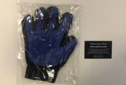 Merkloos Vachtverzorgingshandschoen -Dieren Benodigdheden Winkel 1200x807