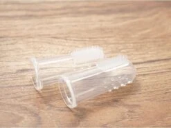 Merkloos Vinger Tandenborstel – 2 X -Dieren Benodigdheden Winkel 1200x905 1